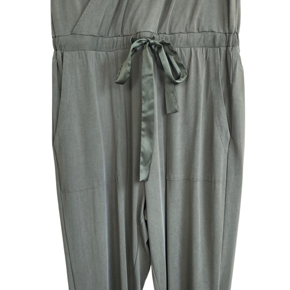 Heartloom Rivky Knit Jumpsuit Jogger Style Surplice Front Olive Green Sz M - Picture 7 of 15